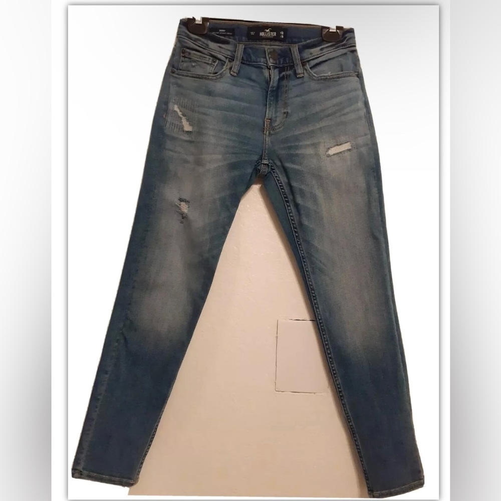 Hollister distressed skinny jeans for men. Size:W28/L30. Blue
